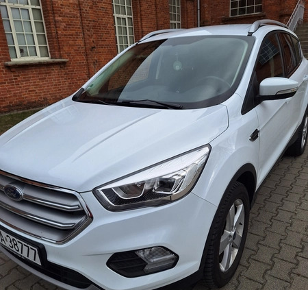 Ford Kuga cena 68900 przebieg: 122500, rok produkcji 2018 z Pabianice małe 562